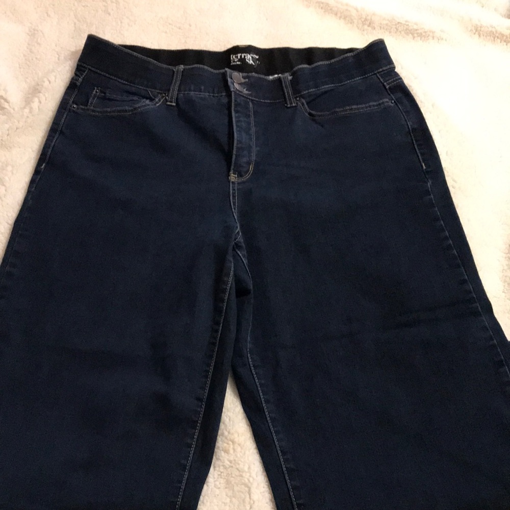 Plus Size 16W High Rise Wide Leg Cropped Jean